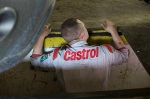 Фотография Castrol 5